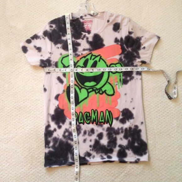 Pac-Man Officially-Licensed Tee Short Sleeve Small - Picture 4 of 6